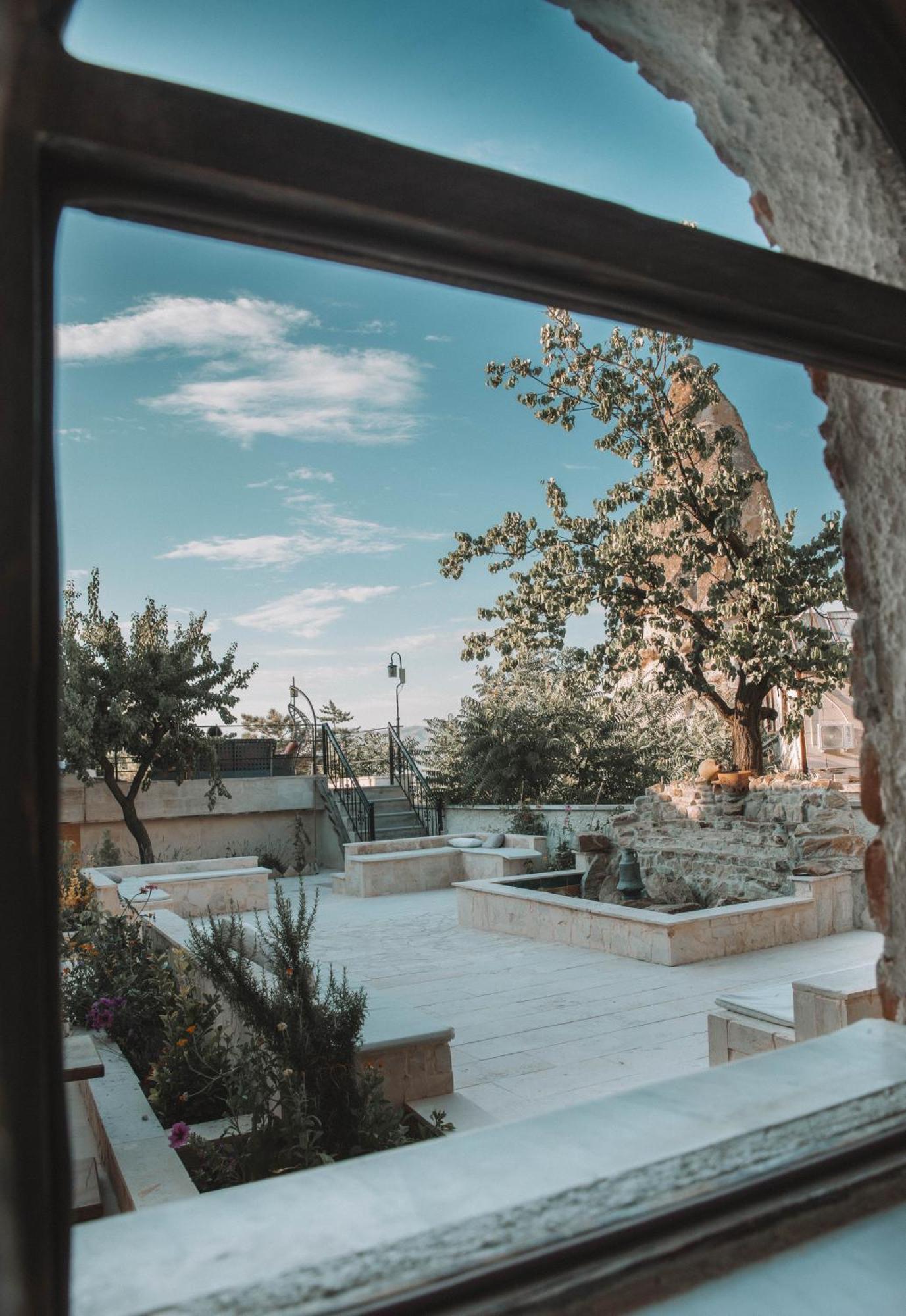 Turan Cappadocia Cave Гореме